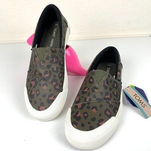 TOMS Women’s Olive Abstract Leopard Canvas Fenix Slip-On Sneaker Shoe
